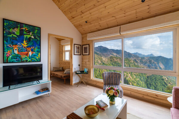 luxury villas in Mussoorie